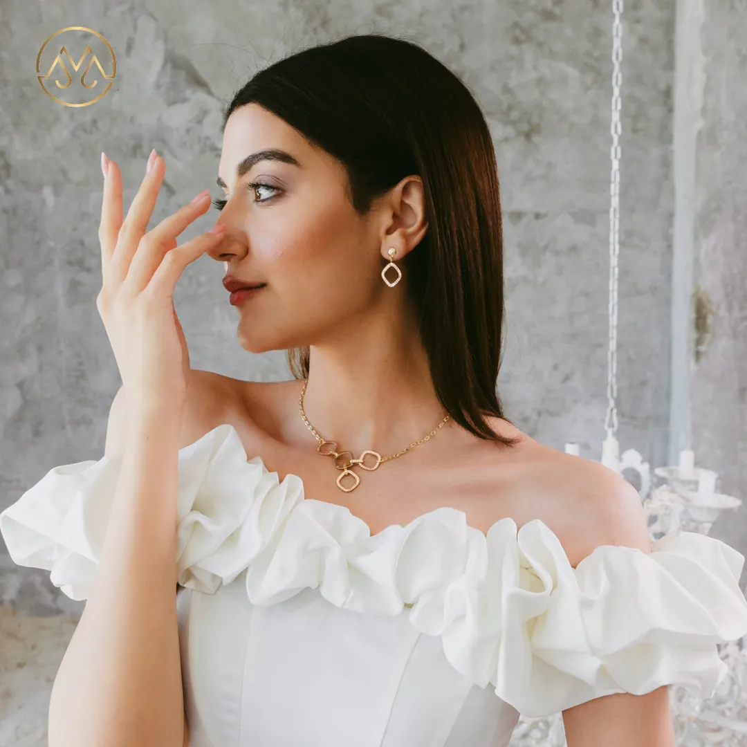 Hessa Diamond Ring
